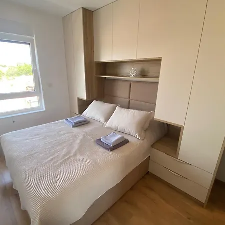 Apartamento With Parking Space Tribunj, Vodice - 24082 *
